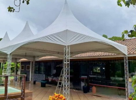 Tenda Chapéu de Bruxa Treliçada